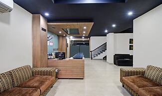 Treebo Maharaja Residency