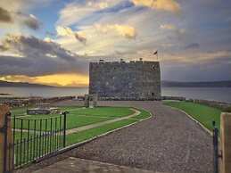Mingary Castle - Restaurant with Rooms