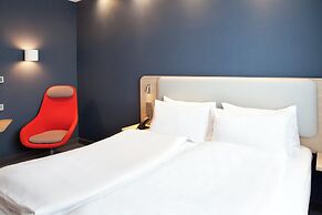 Holiday Inn Express & Suites Basel Allschwil by IHG