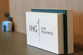 Holiday Inn Express & Suites Basel Allschwil by IHG