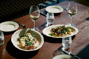 Holiday Inn & Suites Geelong by IHG