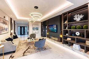 Clwyd Gate Manor Pool Sauna Hottub Cave Wales