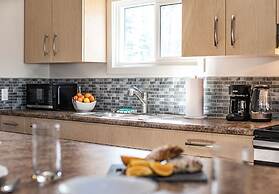 Downie Cottage by Revelstoke Vacations