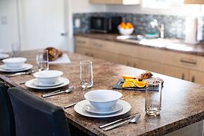 Downie Cottage by Revelstoke Vacations