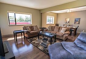 Selkirk Snug by Revelstoke Vacations