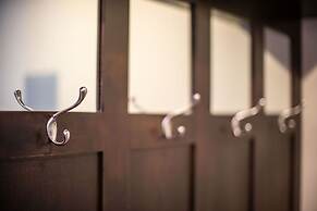 Selkirk Snug by Revelstoke Vacations