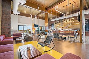 Fuwairit Kite Beach, Tapestry Collection By Hilton