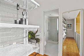Central Executive Parnell Designer Home