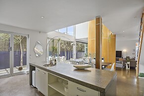 Central Executive Parnell Designer Home