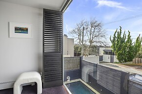 Central Executive Parnell Designer Home