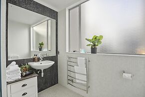 Central Executive Parnell Designer Home