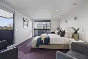 Central Executive Parnell Designer Home