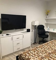 Villa Alamari Inn And Suites