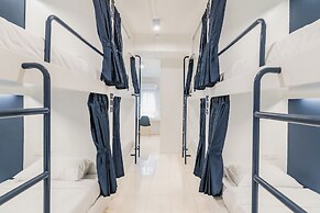 Shapel Hostel and Cafe