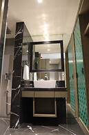 THE CRUZE PREMIUM BOUTIQUE HOTEL