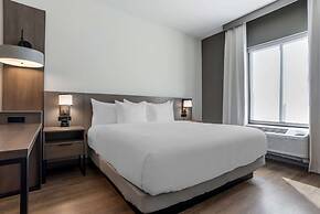 Comfort Inn & Suites Panama City Beach - Pier Park Area