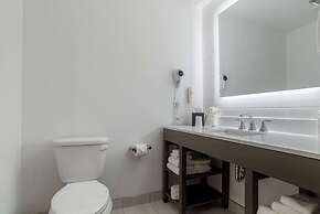 Comfort Inn & Suites Panama City Beach - Pier Park Area