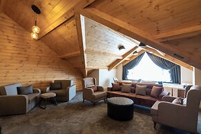 SARPINO MOUNTAIN HOTEL