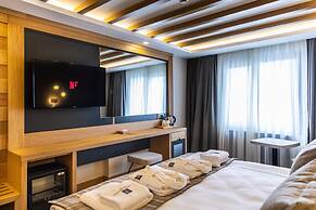 SARPINO MOUNTAIN HOTEL