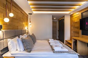 SARPINO MOUNTAIN HOTEL