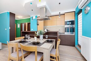 Kraków Apartment Szafrana by Renters