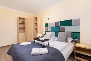 Kraków Apartment Szafrana by Renters