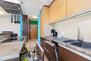 Kraków Apartment Szafrana by Renters