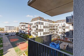 Kraków Apartment Szafrana by Renters