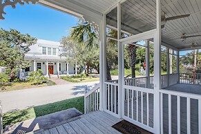 1016 San Fernando Street 3 Bedroom Home by RedAwning