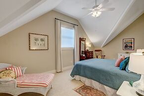 1016 San Fernando Street 3 Bedroom Home by RedAwning