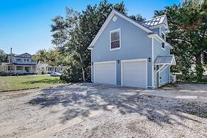 313 New Street 1 Bedroom Apts by RedAwning