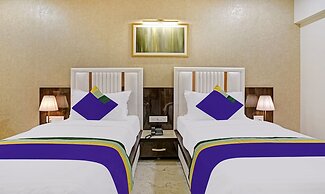 Treebo Premium Golden Bliss Trimurti Nagar Square