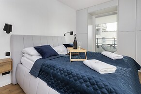 Navalis Apartments Gdynia by Renters