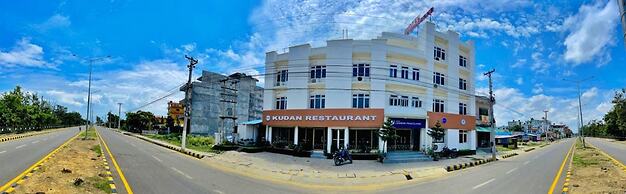 Hotel Peaceland Lumbini