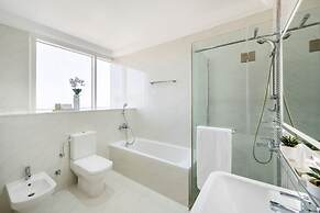 Dusit Hotel & Suites Doha