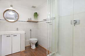 Gordonia 10 by HostAgents