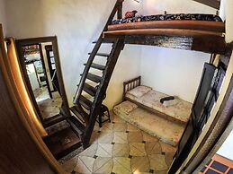 Ready Camp e Suítes da Cachoeira