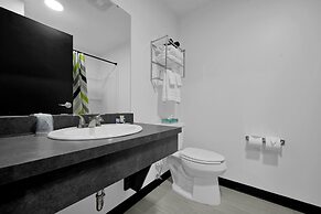 Holmes Suites Inn Columbus Pataskala - I-70 East