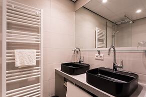 Hotel Zeeuws Licht  Kloeg Collection