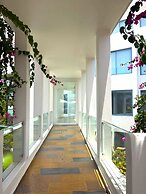 The Lead Hotel