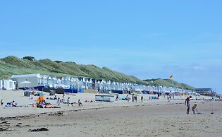 Hofstede Moesbosch l Kloeg Collection