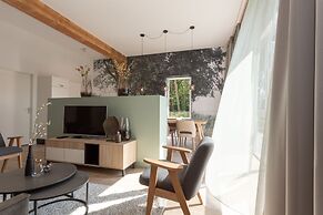 Hofstede Moesbosch l Kloeg Collection