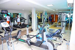 Golden Royale Hotel