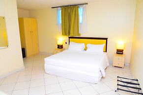 Golden Royale Hotel
