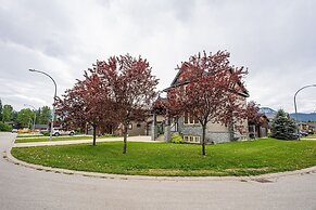Aspen Lodge by Revelstoke Vacations