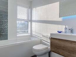 Mevagissey Holiday Home - sea View and Parking