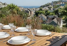 Mevagissey Holiday Home - sea View and Parking