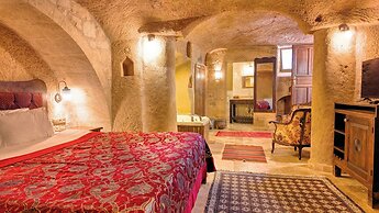 Shiraz Cave Cappadocia