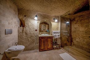 Shiraz Cave Cappadocia