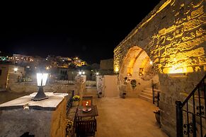 Shiraz Cave Cappadocia